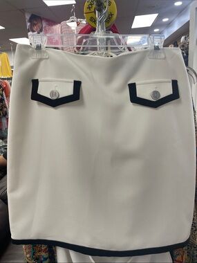 Karl Lagerfeld ParisChic Contrast-Trim White Mini Skirt
